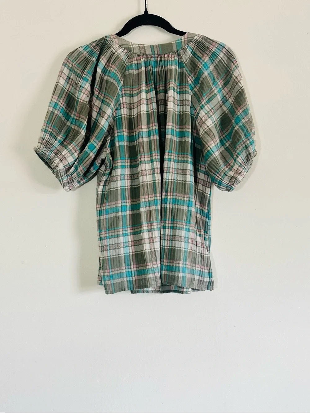 Loft plaid puff sleeve gauze tie front blouse size M